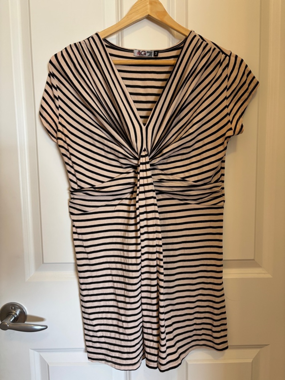 Striped Twist-Front Tunic T-Shirt in Cream and Black